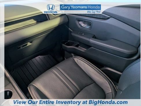 Certified 2025 Honda Pilot Elite image 18