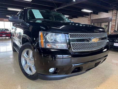 Used 2009 Chevrolet Tahoe LTZ RWD image 1