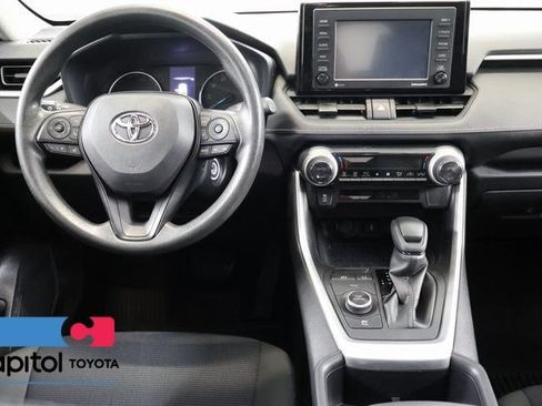 Certified 2022 Toyota RAV4 LE AWD/4WD image 14