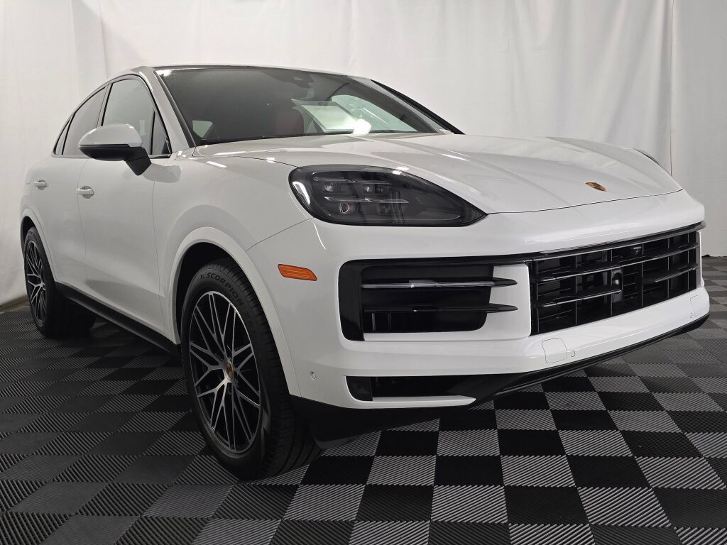 Certified 2026 Porsche Cayenne Coupe AWD/4WD image 9