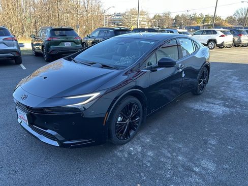 New 2026 Toyota Prius AWD image 2