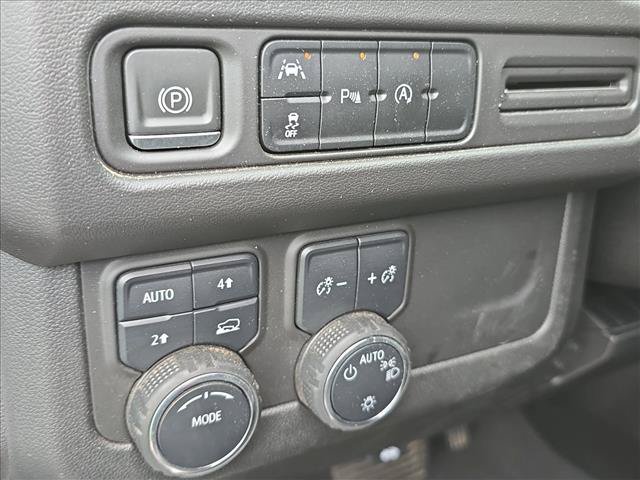 Used 2024 Chevrolet Tahoe LT AWD/4WD image 9