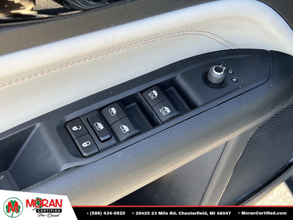 Used 2023 Jeep Compass Limited AWD/4WD image 15