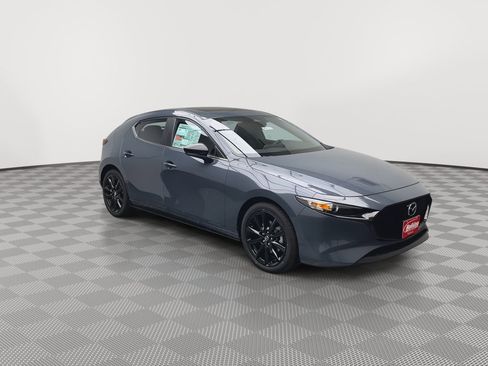 Certified 2025 MAZDA MAZDA3 Carbon image 31