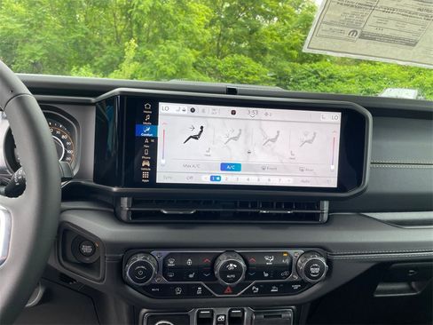 New 2025 Jeep Wrangler Sahara image 29