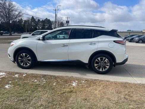 Used 2017 Nissan Murano SV image 10