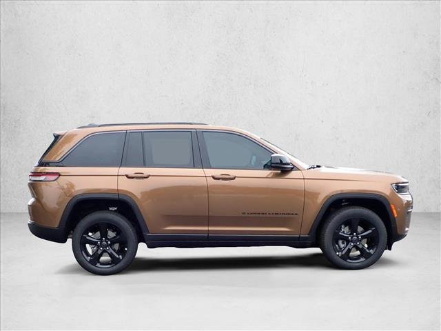 New 2027 Jeep Grand Cherokee Limited w/ Limited Altitude Package AWD/4WD image 4