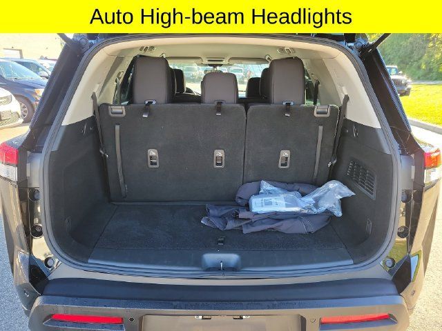 Used 2024 Nissan Pathfinder S AWD/4WD image 29