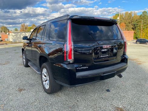 Used 2019 GMC Yukon SLT image 5