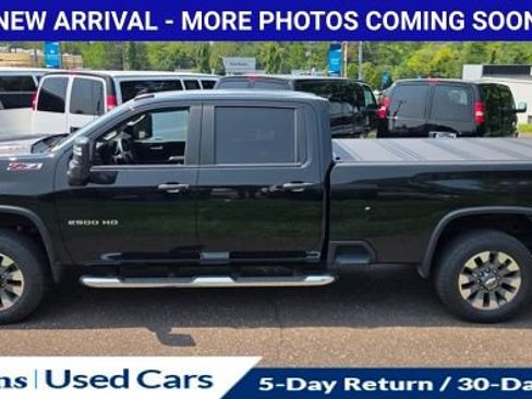 Used 2025 Chevrolet Silverado 2500 Custom w/ Custom Value Package AWD/4WD image 5