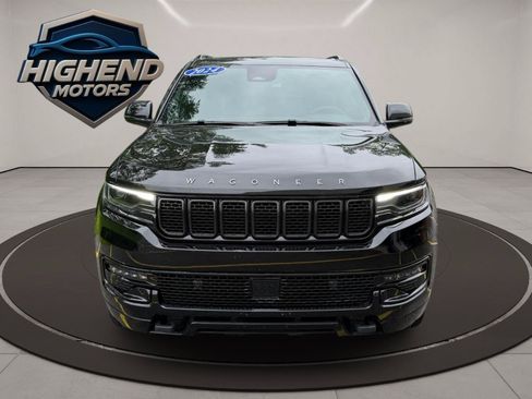 Used 2024 Jeep Wagoneer L Series II AWD/4WD image 10