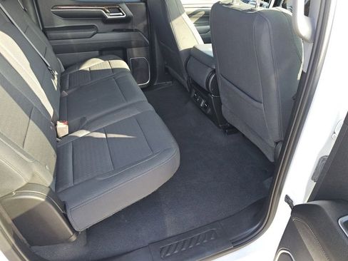 Used 2023 GMC Sierra 1500 SLE image 5