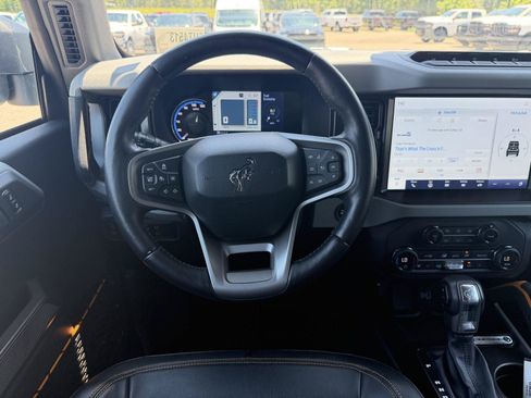 Used 2021 Ford Bronco Badlands AWD/4WD image 9