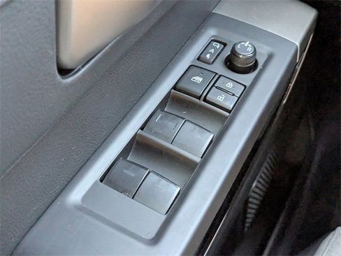 Used 2024 Toyota Tundra Limited image 24