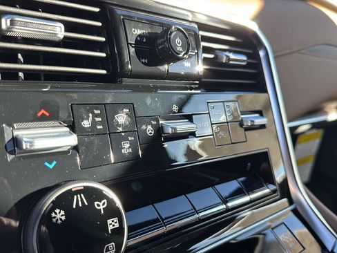 New 2026 Nissan Armada SL w/ Captain's Chari Seat Package image 26