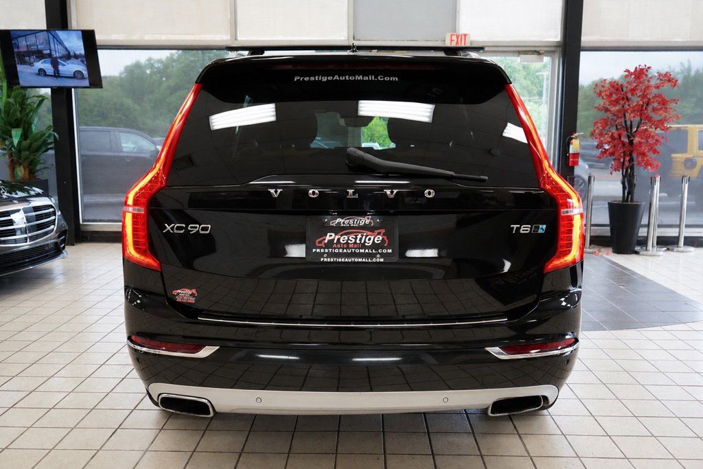 Used 2017 Volvo XC90 T6 Inscription w/ Vision Package AWD/4WD image 18