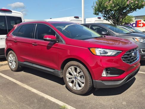 Certified 2020 Ford Edge Titanium FWD image 1