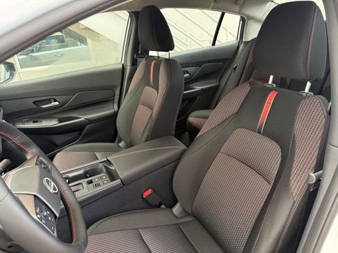 New 2026 Nissan Sentra SR w/ Floor Mat Package FWD image 18