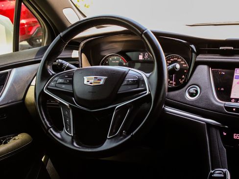 Used 2021 Cadillac XT5 Premium Luxury AWD/4WD image 41