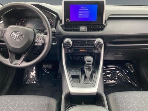 Certified 2025 Toyota RAV4 XLE FWD image 11