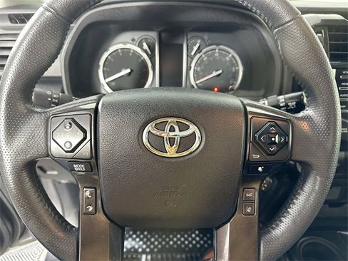Used 2020 Toyota 4Runner TRD Off-Road Premium image 20