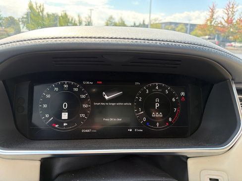 Used 2020 Land Rover Range Rover Long Wheelbase HSE AWD/4WD image 14