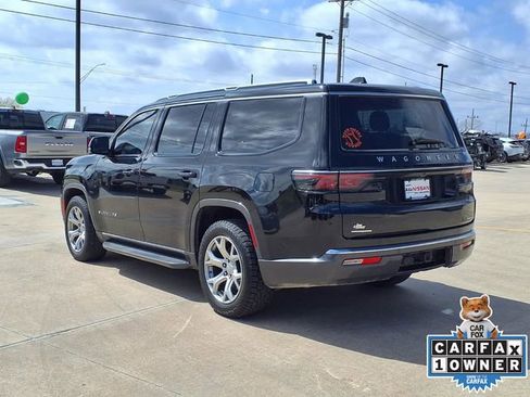 Used 2022 Jeep Wagoneer Series II AWD/4WD image 15