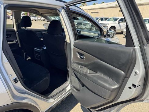 Used 2020 Nissan Murano SV FWD image 17