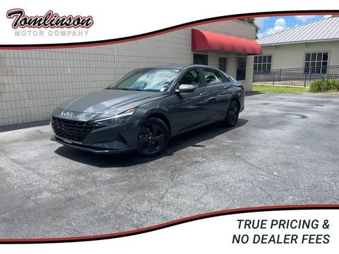 Used 2023 Hyundai Elantra SEL FWD image 1