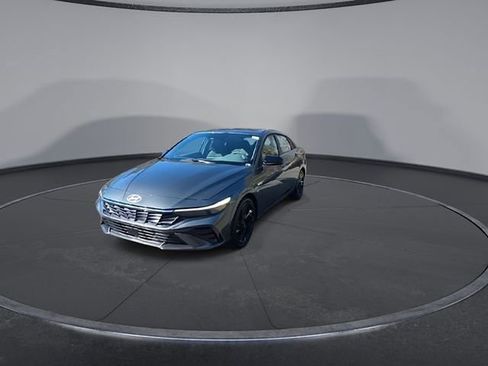 New 2026 Hyundai Elantra SEL Sport w/ Cargo Package image 3