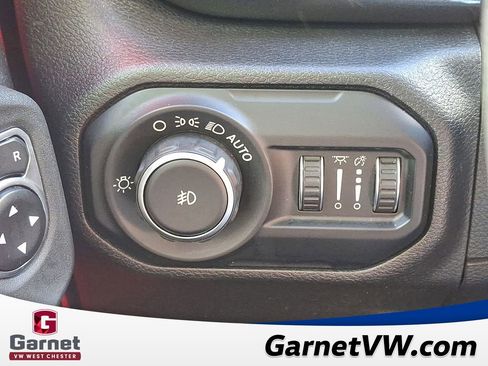 Used 2020 Jeep Wrangler Unlimited Sport image 24