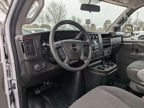 Used 2024 GMC Savana 2500 w/ Driver Convenience Package image 14