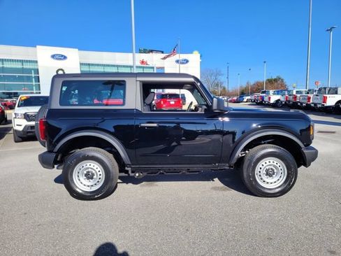 New 2025 Ford Bronco 2-Door AWD/4WD image 34