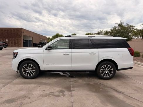 Used 2025 Ford Expedition Max Platinum AWD/4WD image 10