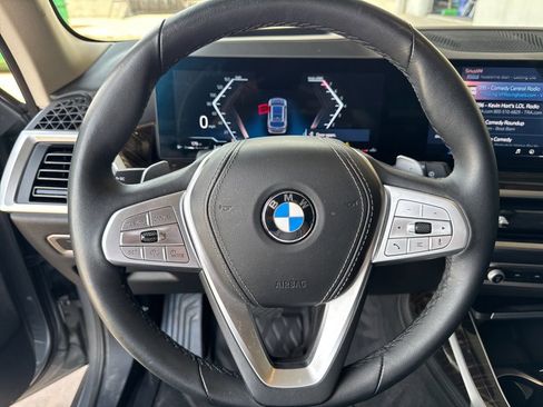 Used 2025 BMW X7 xDrive40i AWD/4WD image 8