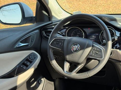 Used 2023 Buick Encore GX Select image 12