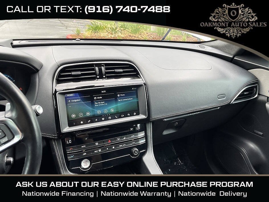 Used 2017 Jaguar F-PACE S AWD/4WD image 21