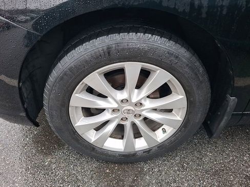 Used 2014 Toyota Venza LE w/ LE Convenience Package image 4