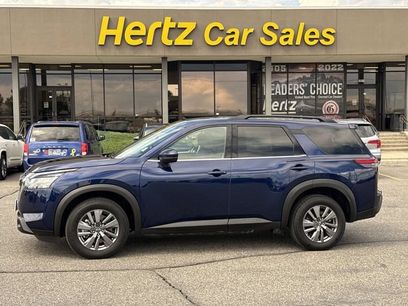 Used 2025 Nissan Pathfinder SV