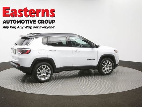 Used 2025 Jeep Compass Limited AWD/4WD image 42