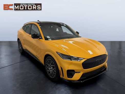 Used 2022 Ford Mustang Mach-E GT w/ GT Performance Edition AWD/4WD image 7