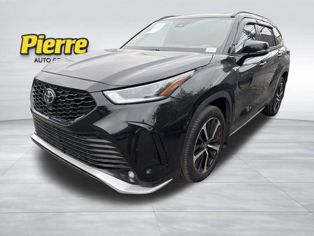Used 2022 Toyota Highlander XSE AWD/4WD image 1