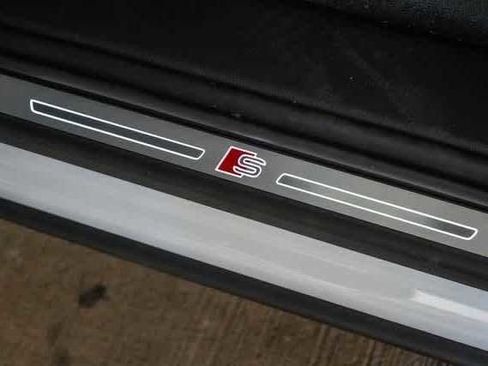 New 2025 Audi SQ7 Premium Plus image 34