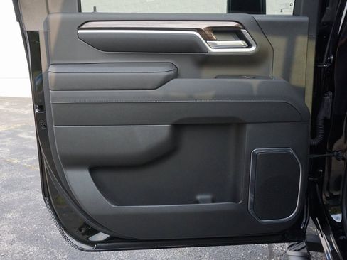 New 2025 Chevrolet Silverado 2500 LT w/ Safety Package image 24