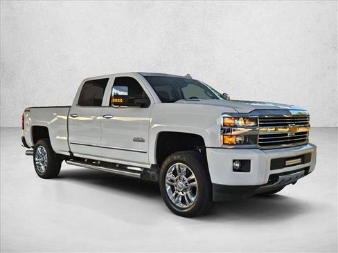 Used 2016 Chevrolet Silverado 2500 High Country w/ Duramax Plus Package AWD/4WD image 6