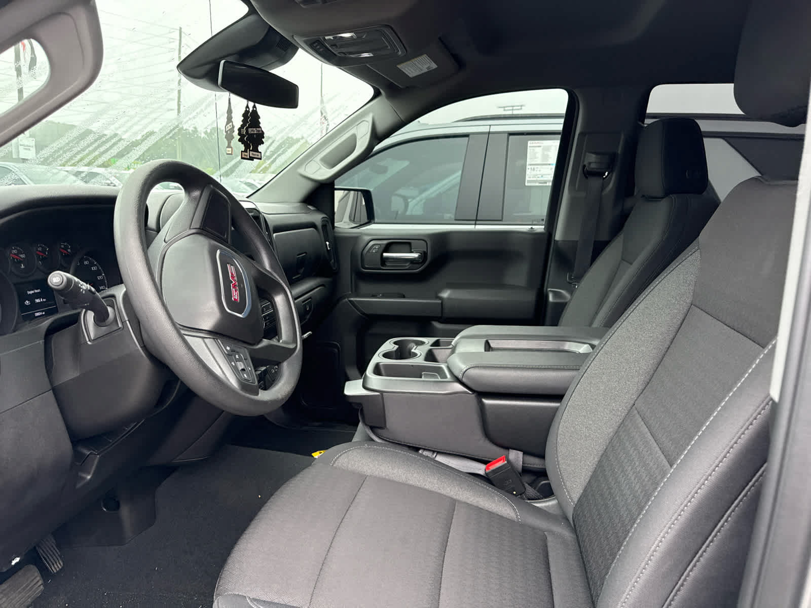 Used 2025 GMC Sierra 1500 Pro w/ Graphite Edition AWD/4WD image 2