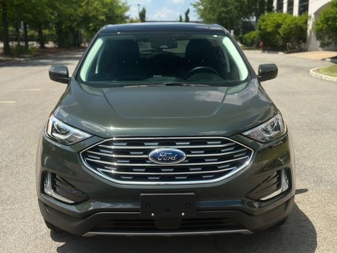 Used 2022 Ford Edge SEL w/ Convenience Package AWD/4WD image 2