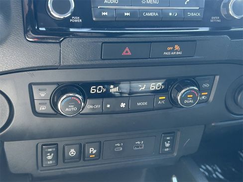 Used 2023 Nissan Frontier SV w/ SV Convenience Package image 27