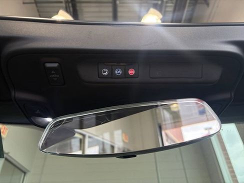 Used 2021 Chevrolet Camaro LT w/ RS Package RWD image 21