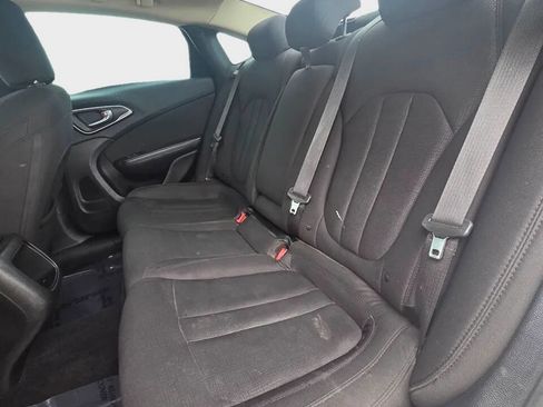 Used 2015 Chrysler 200 Limited FWD image 12